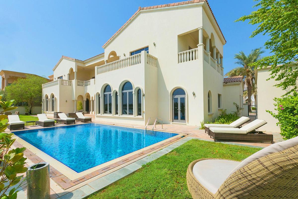 Kennedy Towers Signature K Villa Beach Mansion Dubai Exterior photo